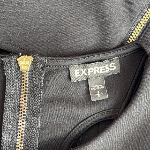 Express Criss Cross Back Cropped Top - Black Size S - Picture 7 of 8